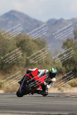 media/Oct-13-2025-Moto Forza (Mon) [[a66d839500]]/2-A Group/Session 4 Turn 7/